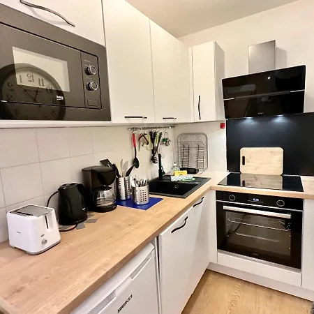 Au Coeur D'antibes - Clim, Piscine Et Parking 公寓 *